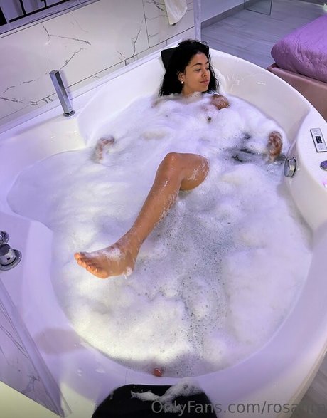 Merith Aranda porno nackten bild