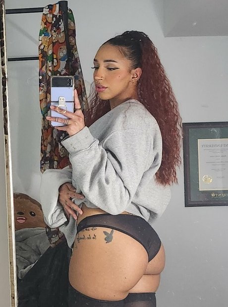 Juliet Cascaii nackt pornographische foto