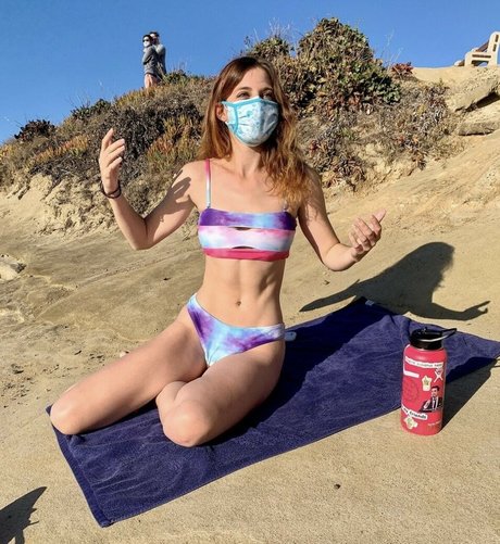 AlexandraQnin top porno bilder