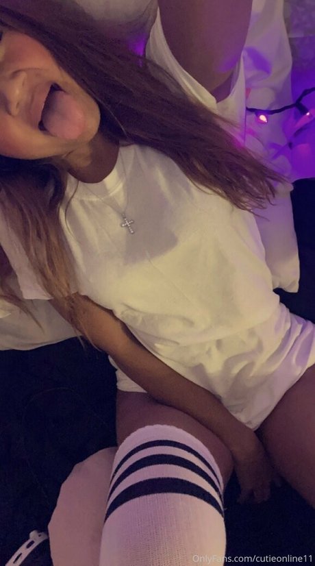 cutieonline11 pornostar nackt galerien