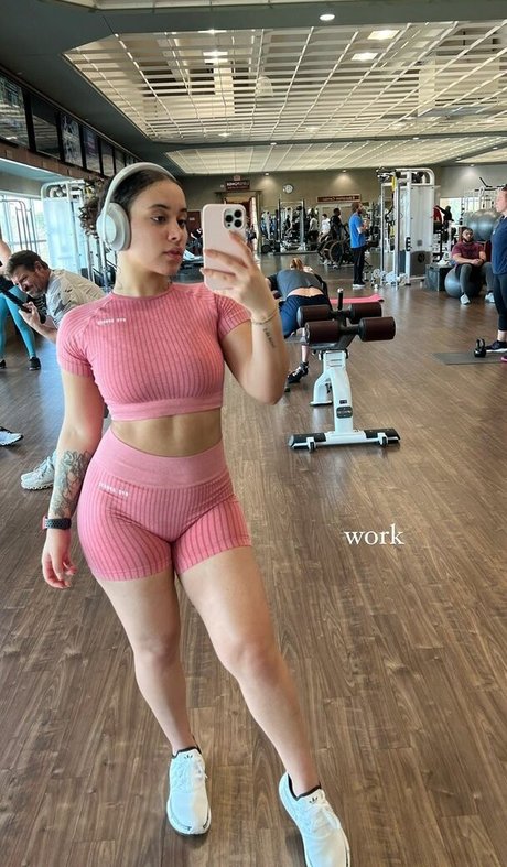 Savannah Spencer sexy erwachsene foto