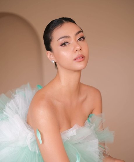 Amanda Obdam nackt sexy bilder