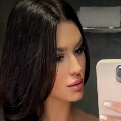 Katryne Beauvais sexy schöne bilder