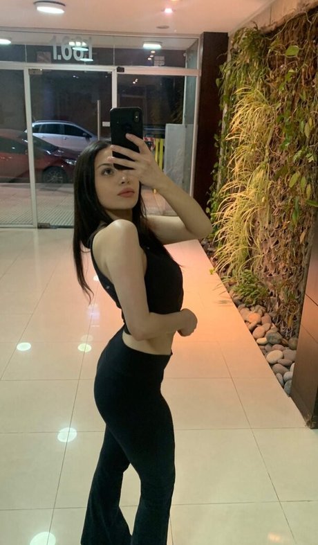 Nosoyluksi hübsche heiße foto