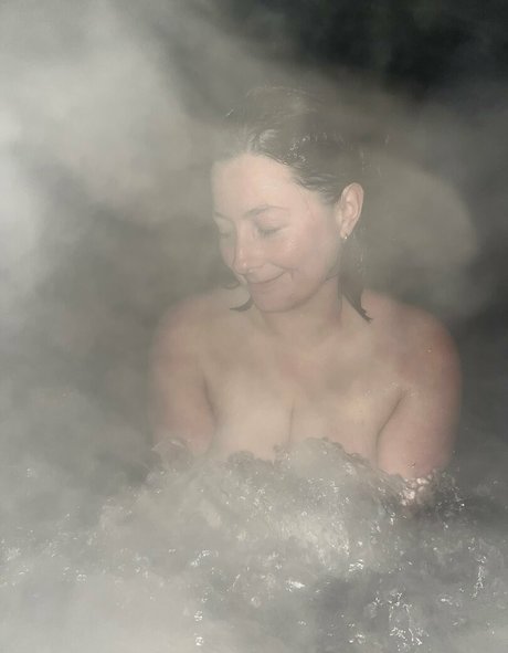 slice of salami_ erwachsene heiße bilder