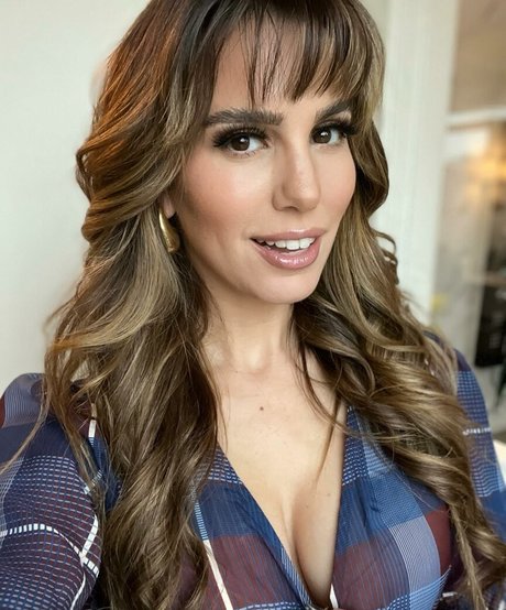Christy Carlson Romano model porno bilder
