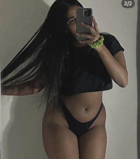 MzKora nackt xxx galerie