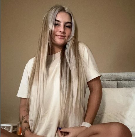 xtrahotsofia top pornostar bild