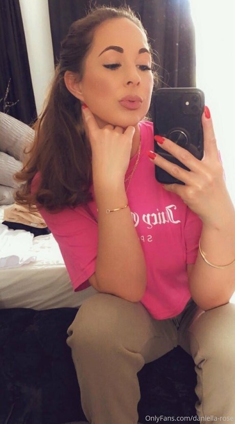daniella rose xxx nacktheit galerie