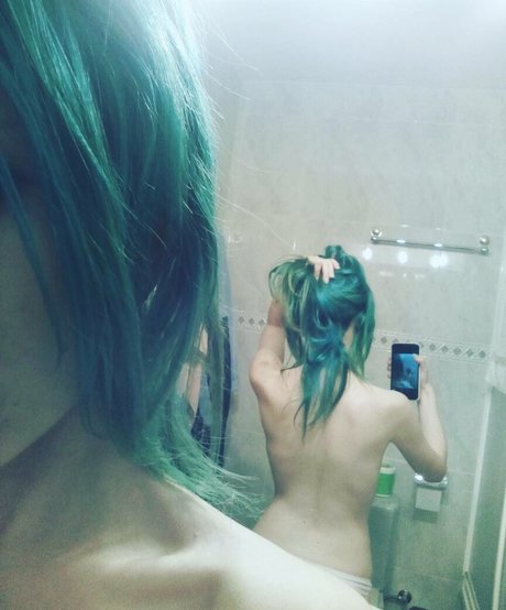 elyshuri heiße nackt bilder