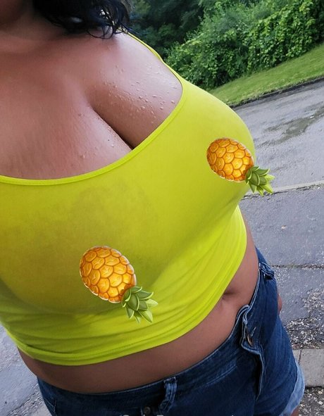 curvy carla Profilbild