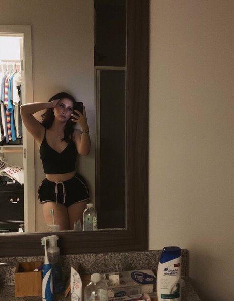 lewdkumi porno sexy bilder