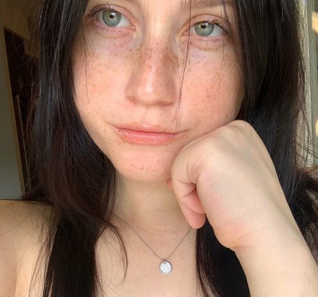 lewdkumi freie nackte archiv