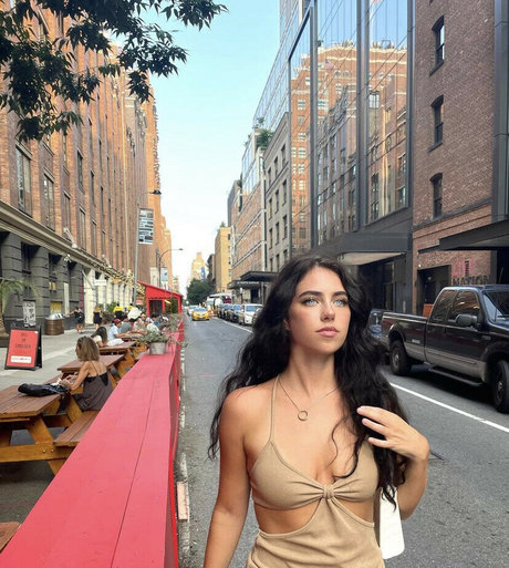 Megan Richmond xxx exklusive galerien