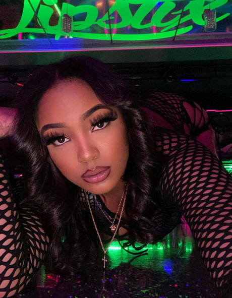 missbussdown xxx schöne fotos