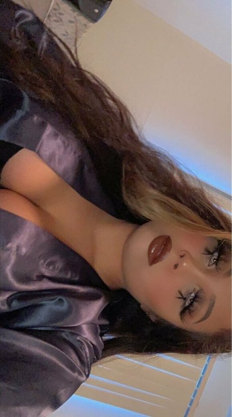 spicyy mamiana pornostar nacktheit bilder