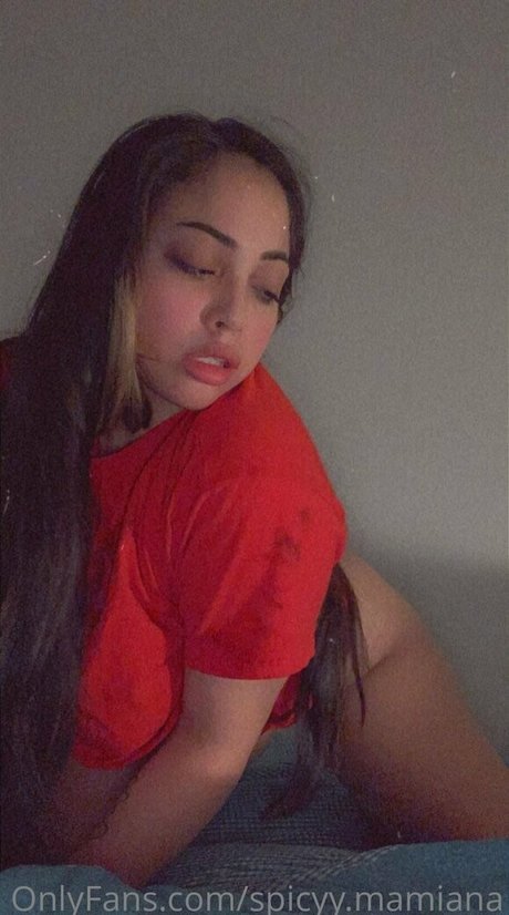 spicyy mamiana erotische heiße bild