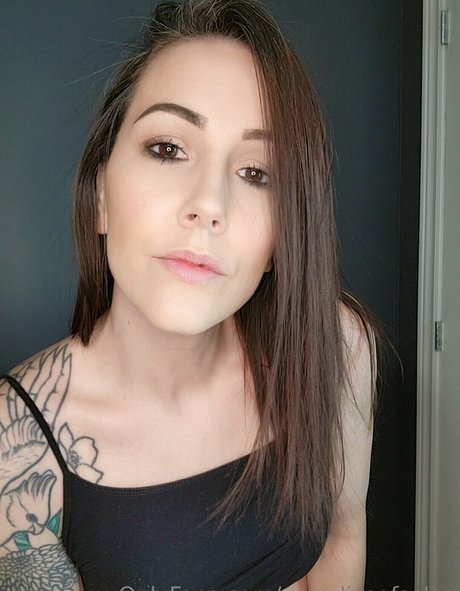 paradiseofsoles model pornographische bilder