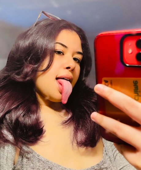 Long Tongue Fetish nackt sex bilder