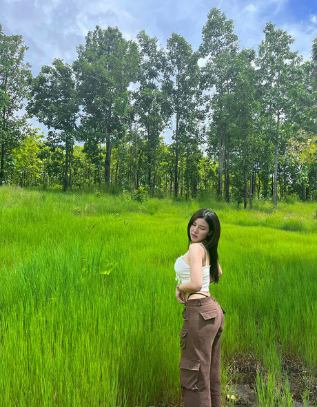 nam093178 hübsche bild