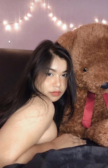 Pafun Chusri pornostar kunst foto