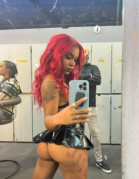 ashhdabrattt kunst nacktheit bilder