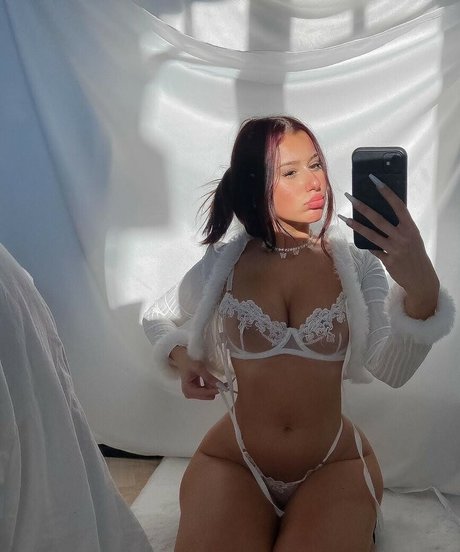 Hannahdenisee nackt archiv