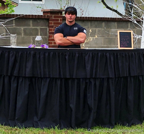 jamietylerflex nackt kostenlose archiv