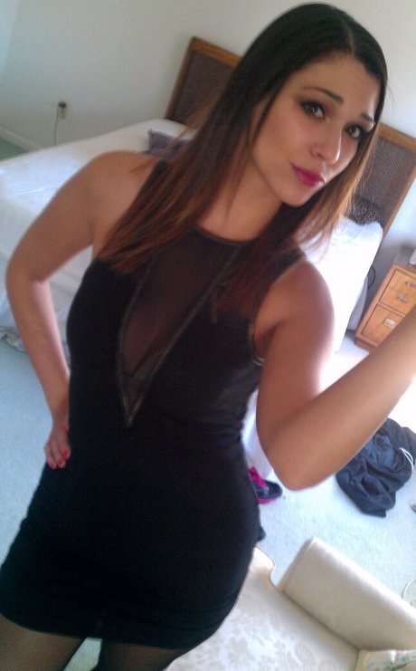 adrienneadora schauspielerin nacktheit foto