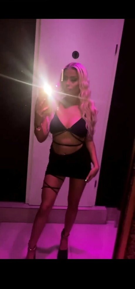 Viki Mitrovic hübsche pornographische foto