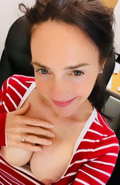 lilrosiedoll pornostar nackt fotos