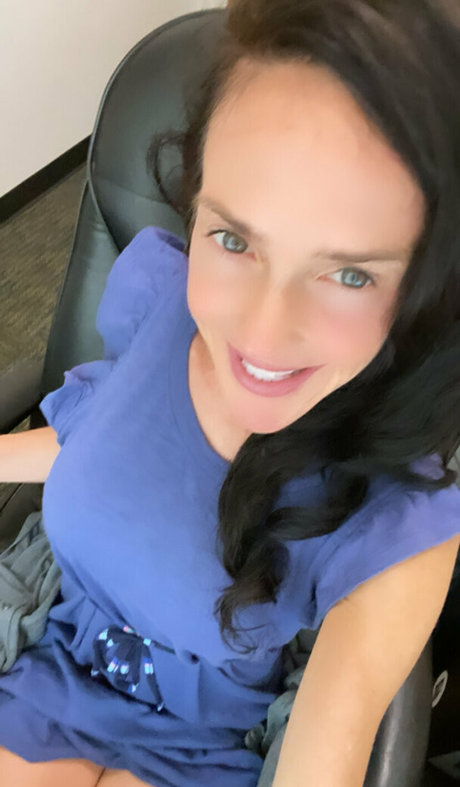 lilrosiedoll model heiße archiv