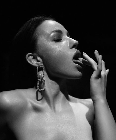 Eleonora Nedova freie sexy galerie