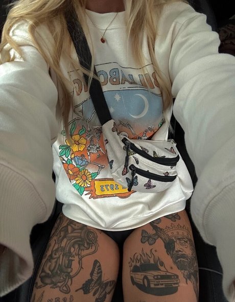 Ryrenee heiße nacktheit galerie