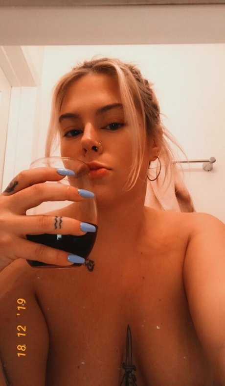 ebenholz feuchte muschi onlyfans nacktheit akt bild