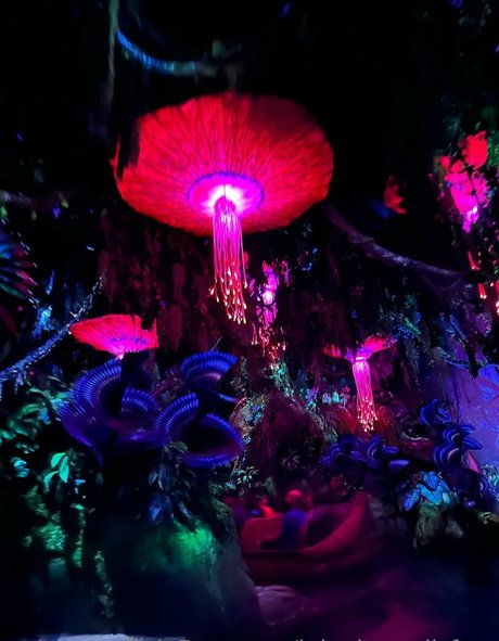 inkedmamii free schauspielerin kunst fotos