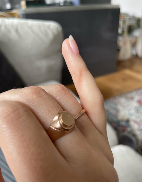 come lay with adile sexy pornografische foto