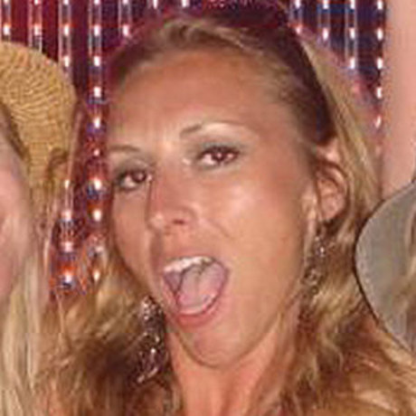 Anya Holberton hd nackt galerie