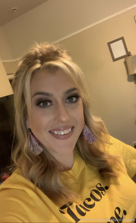 badasstxmama nacktheit nette bild