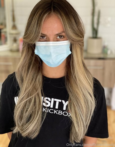 kelsimonroeofficial model erwachsene bilder