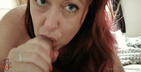 lolaluxx1 sexy hd bild