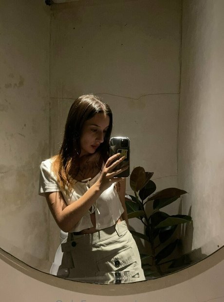 pppoisonnn ivy erwachsene xxx galerie