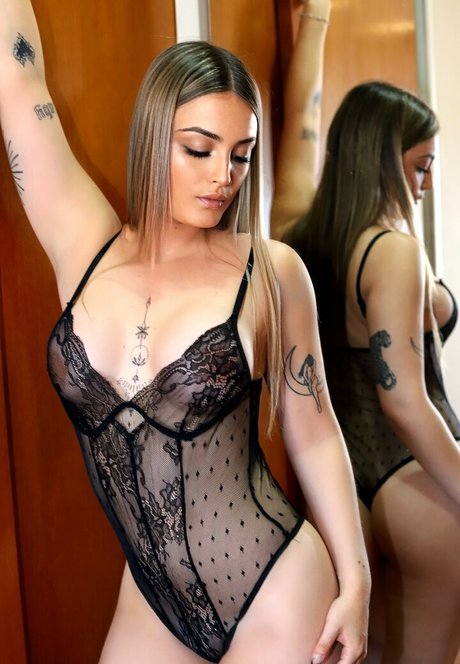 abby es model erwachsene galerie