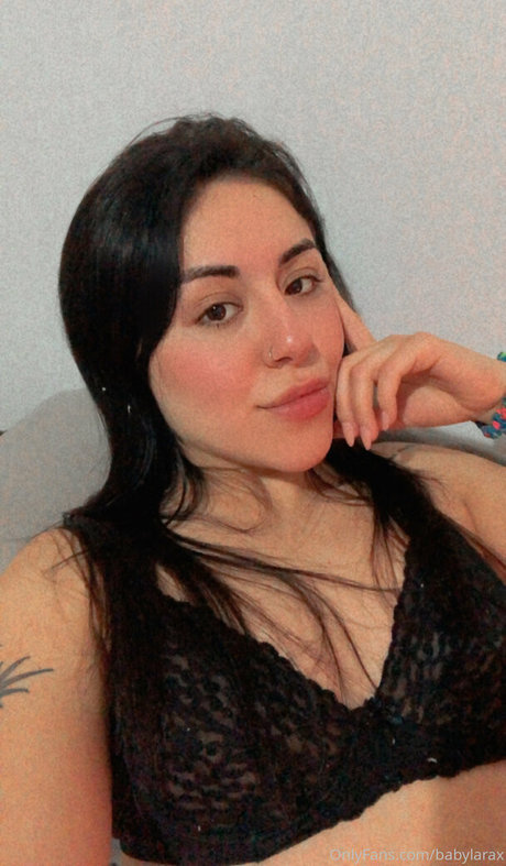 laraxxxb erwachsene hübsche foto