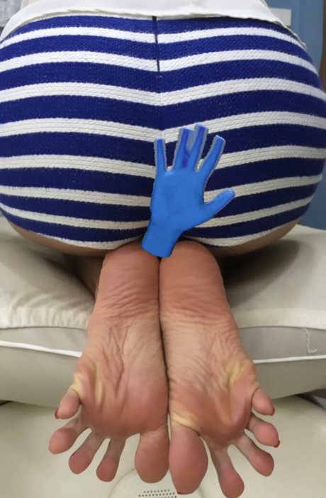 dafetishcomix schauspielerin akt archiv