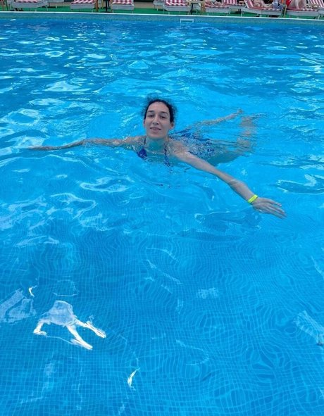 sasha simple porno schöne bild