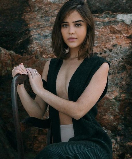 Bella Piero exklusive akt bilder