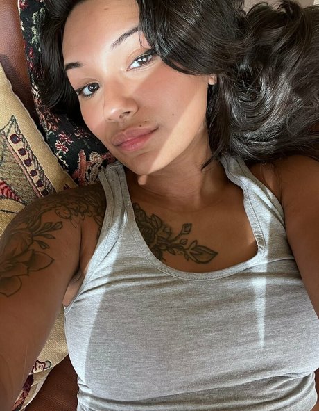 ren demarcus top sexy bild