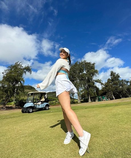 Shelby Young exklusive schöne fotos