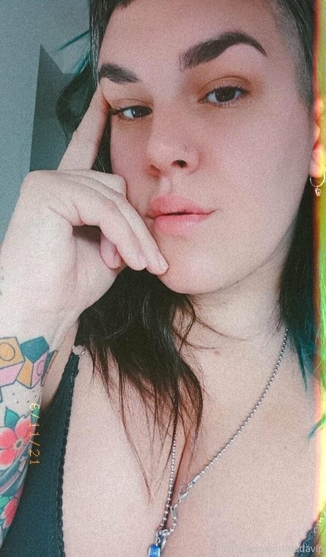 vollbusige zierliche onlyfans hübsche perfekte foto